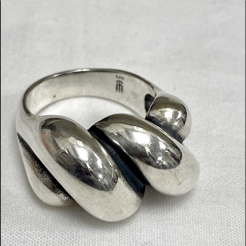 James Avery Sterling sisterhood ring size 7